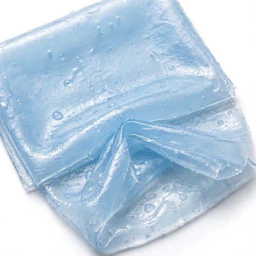Nakładanie nawilżającej maski hydrożelowej z ceramidami Biodance Hydro Cera-nol Real Deep Mask
