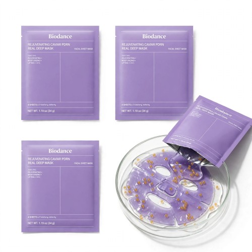 Nakładanie odmładzającej maski hydrożelowej z kawiorem i PDRN Biodance Rejuvenating Mask