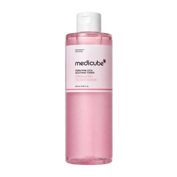 Medicube PDRN Pink Cica Soothing Toner – Kojąco-regenerujący tonik do twarzy z PDRN 250ml SaiL Cosmetics