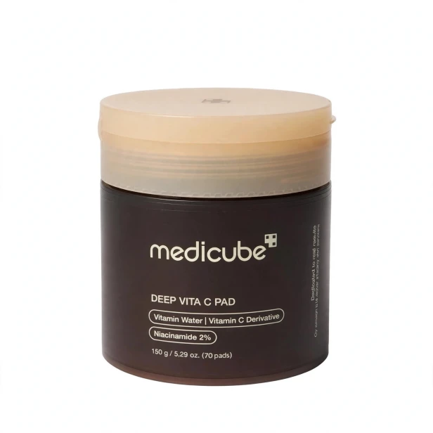 Medicube Deep Vita C Pad – Rozjaśniające płatki tonizujące z witaminą C i niacynamidem 70szt SaiL Cosmetics