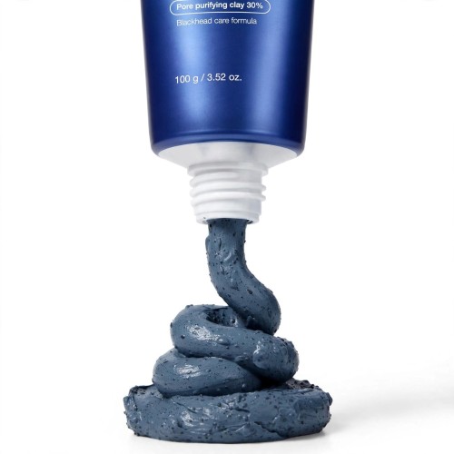 Kremowa konsystencja maski glinkowej na zaskórniki Medicube Zero Pore Blackhead Mud Mask