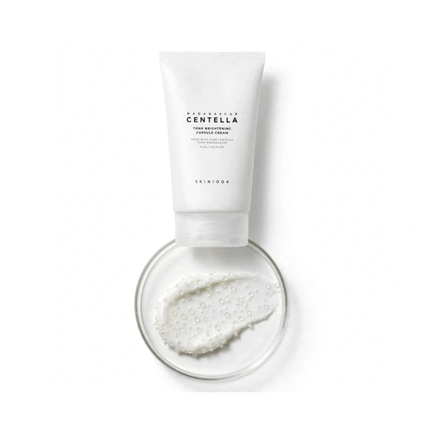 Żelowo-kremowa konsystencja z kapsułkami rozjaśniającymi SKIN1004 Tone Brightening Capsule Cream