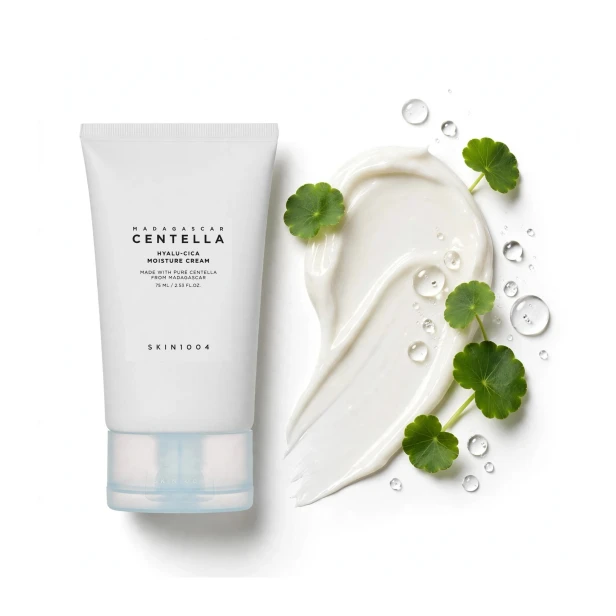 Aksamitna konsystencja nawilżającego kremu do twarzy SKIN1004 Hyalu-Cica Moisture Cream