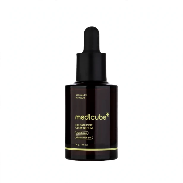 Medicube Glutathione Glow Serum – Rozjaśniające serum z glutationem i niacynamidem 5% 30g SaiL Cosmetics