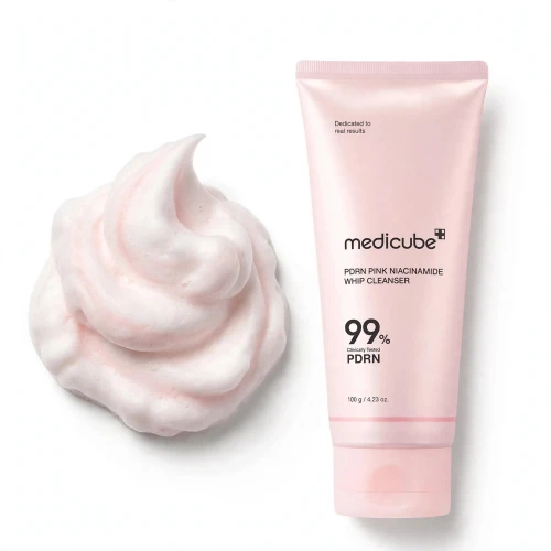 Viral z TikToka – gęsta piana myjąca z 99% PDRN i niacynamidem Medicube Whip Cleanser