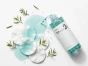 Aplikacja toniku złuszczającego z kwasem BHA 2% Anua Gentle Exfoliating Toner