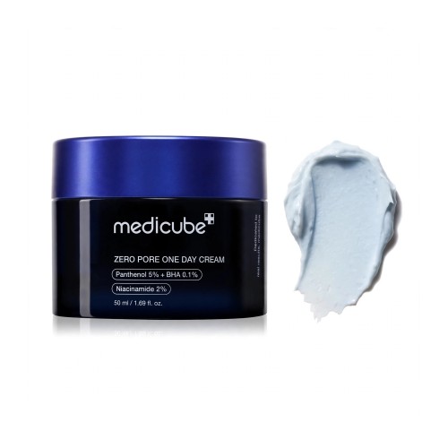 Lekka nawilżająca konsystencja kremu zwężającego pory Medicube Zero Pore One Day Cream
