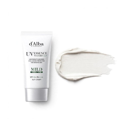 Lekka esencjonalna konsystencja mineralnego kremu SPF d'Alba Waterfull Mild