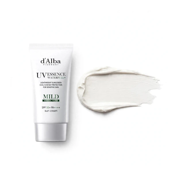 Lekka esencjonalna konsystencja mineralnego kremu SPF d'Alba Waterfull Mild